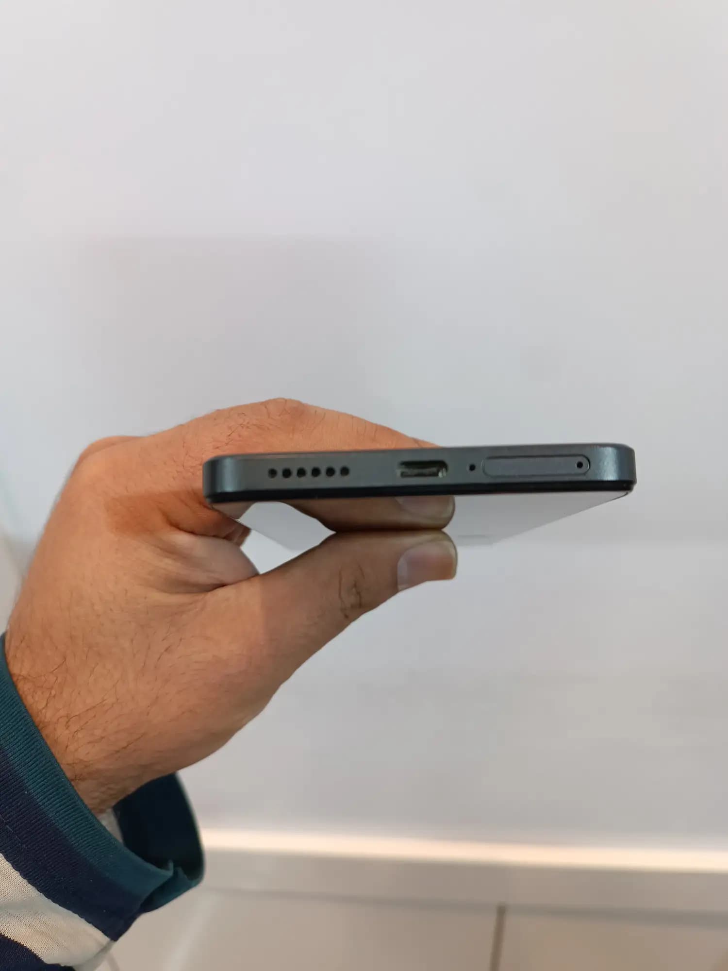 گوشی شیائومی Redmi Note 14 4G حافظه 256 رم 8 گیگابایت -استوک در حد نو — تصویر ۶