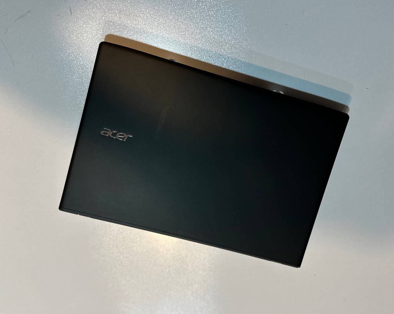 لپ تاپ کارکرده ACER E5 -576 -i3-8GB-256GB-2GB — تصویر ۱۲