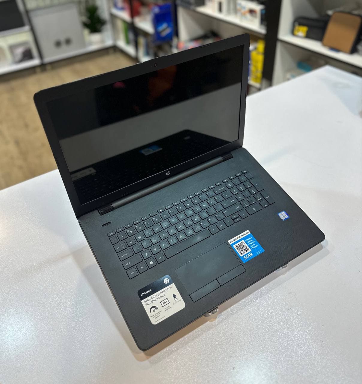 لپ تاپ استوک DELL Latitude 5580 -i5-8GB-256GB-2GB — تصویر ۶