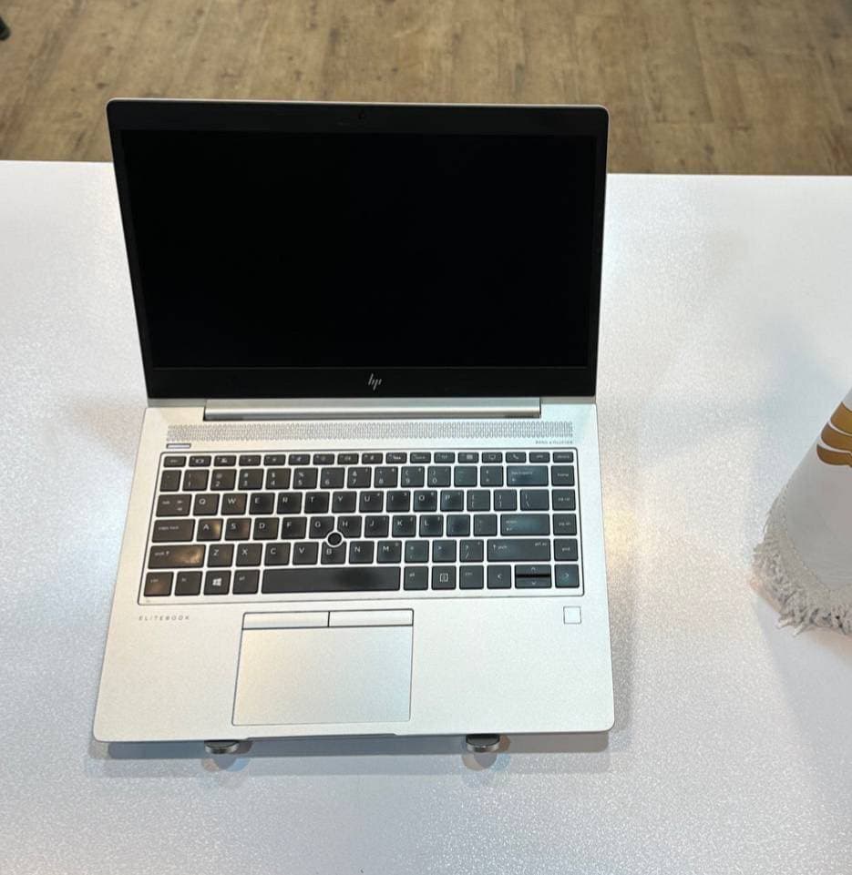 لپ تاپ کارکرده HP Elitebook 745 G5 -AMD-16GB-256GB-1GB — تصویر ۱۲