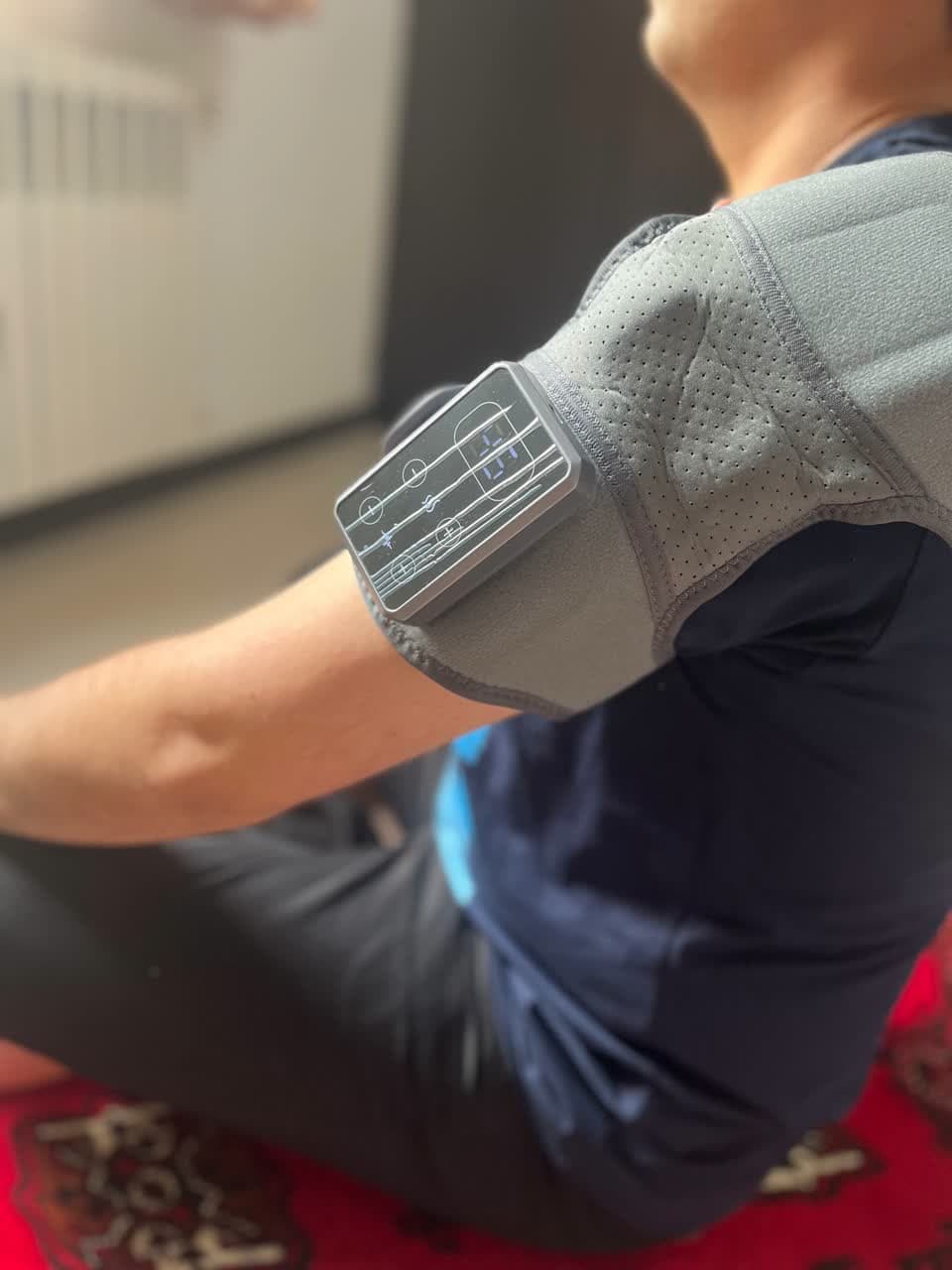 ماساژور زانو شارژی سه کاره — تصویر ۳