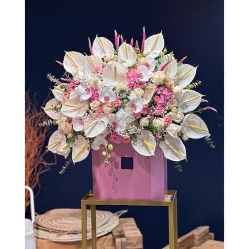 گل و هدیه برای روز ملی بهورز pe806 — تصویر ۲
