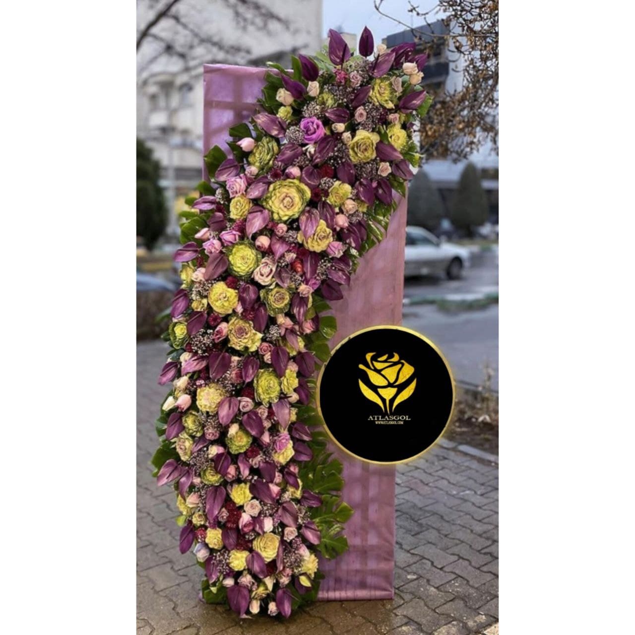 تاج گل تبریک و نمایشگاهی طرح ایزد — تصویر ۲