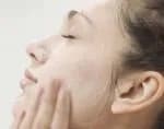 فوم شستشوی SA سراوی 236 میل | لایه بردار و صاف کننده پوست زبر — تصویر ۲