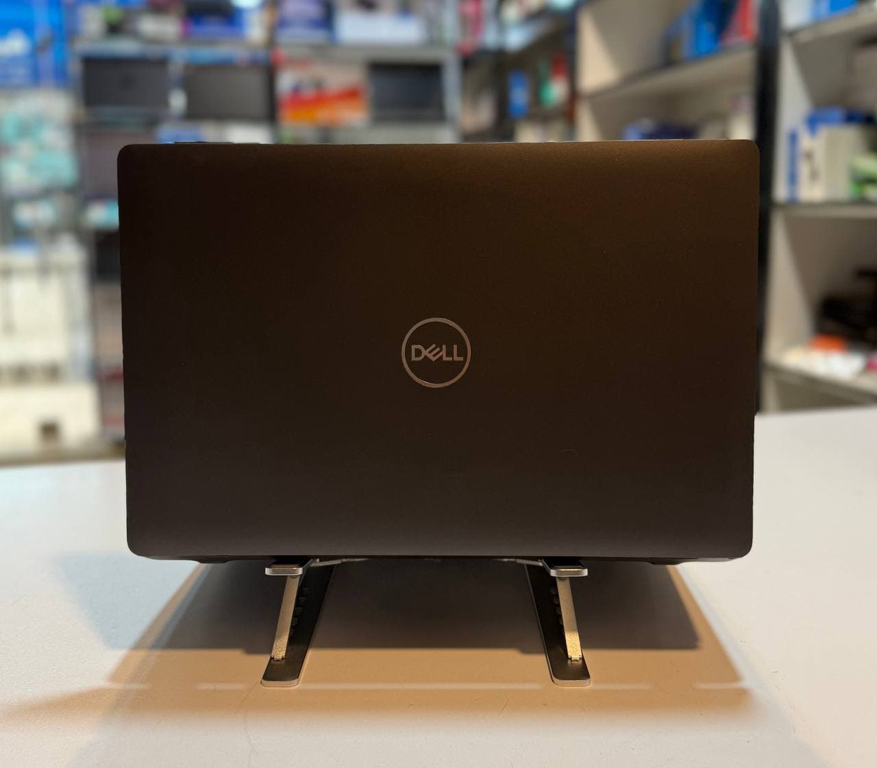 لپ تاپ کارکرده DELL LATITUDE 5501 -i5-8GB-256GB-4GB — تصویر ۱۲