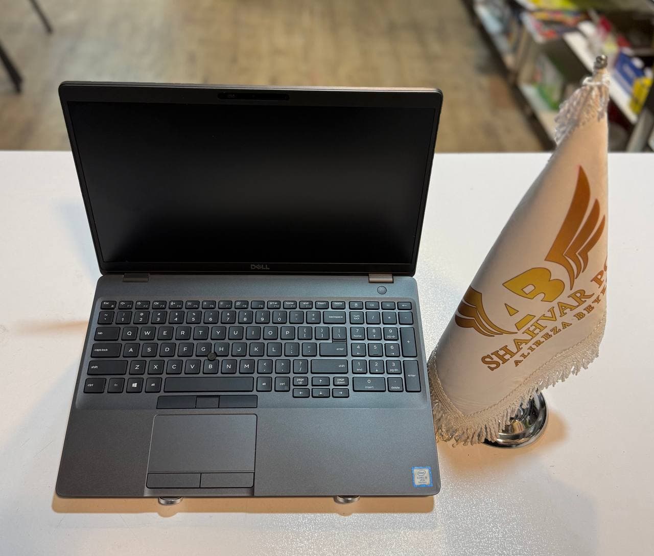 لپ تاپ کارکرده DELL LATITUDE 5501 -i5-8GB-256GB-4GB — تصویر ۲