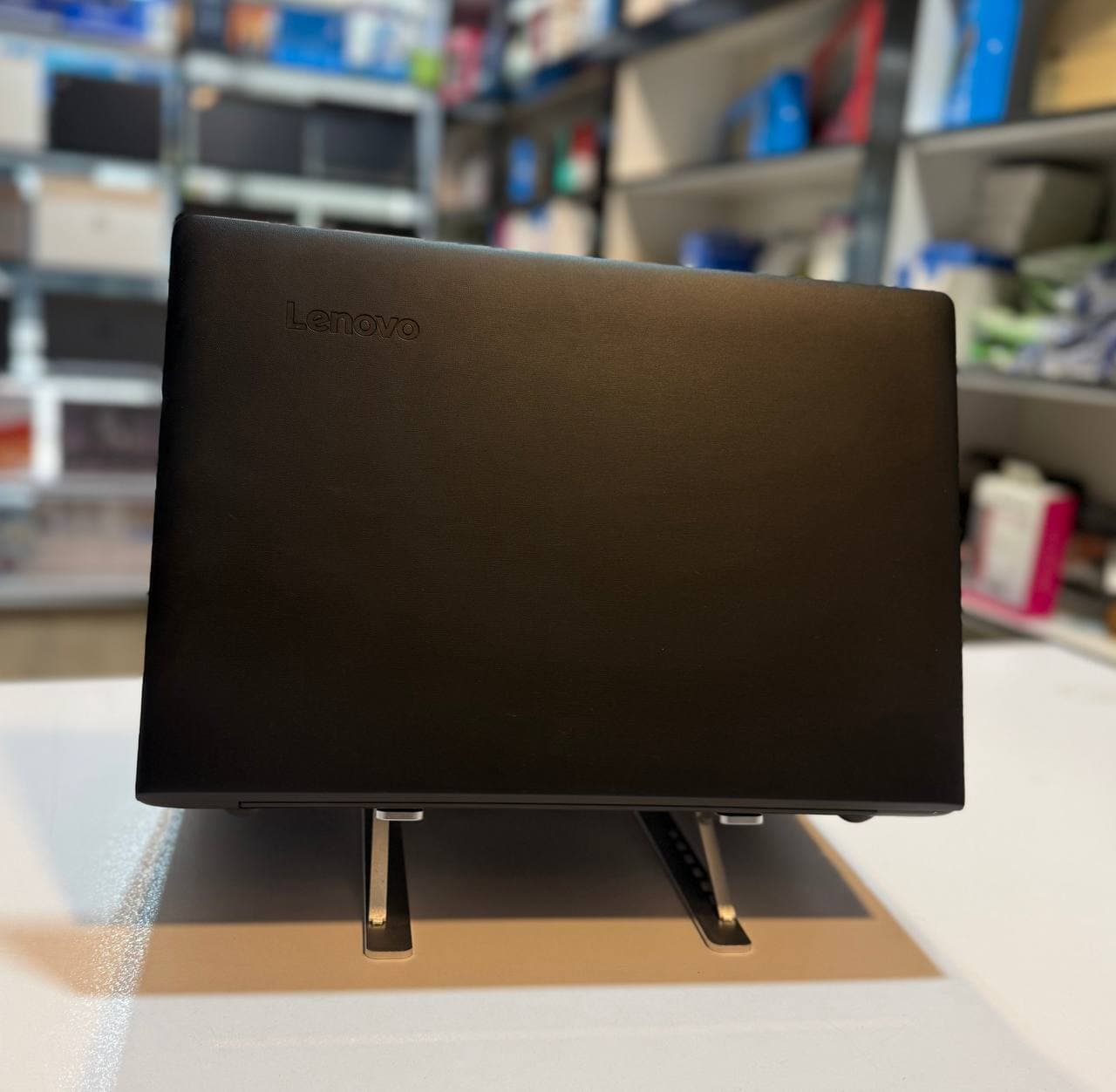 لپ تاپ کارکرده Lenovo IdeaPad 310 -i3-8GB-256GB-2GB — تصویر ۱۲