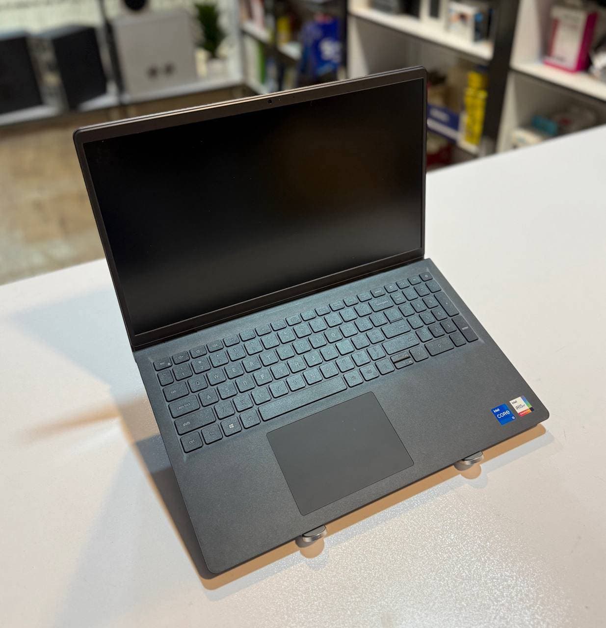 لپ تاپ کارکرده DELL INSPIRON 15 3511 -i5-8GB-256GB-4GB — تصویر ۸