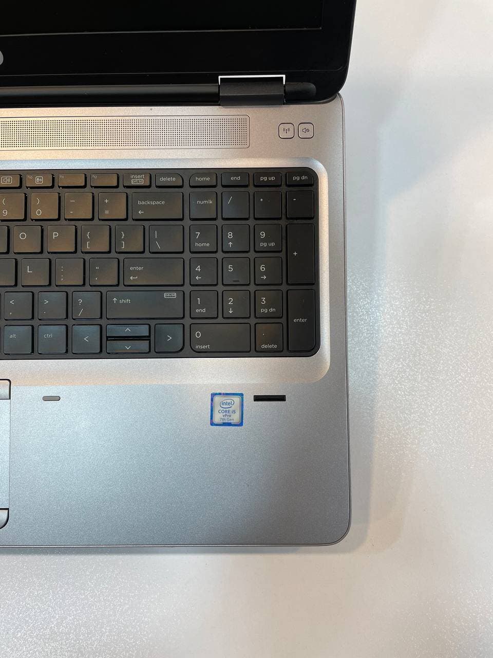 لپ تاپ کارکرده HP 650 G3 -i5-8GB-256GB-4GB — تصویر ۱۰