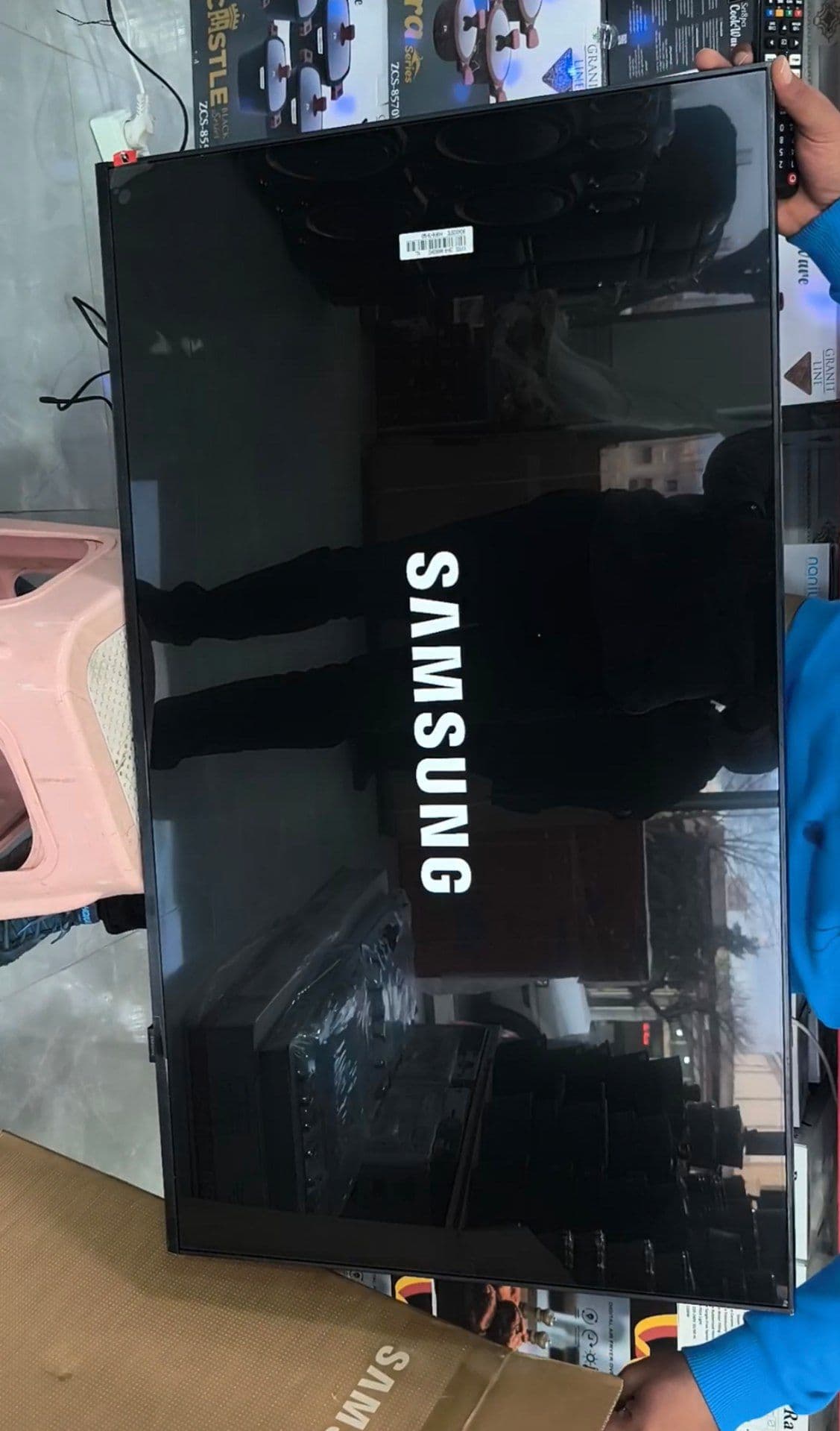 تلویزیون هوشمند سامسونگ مدل f6000fu — تصویر ۴