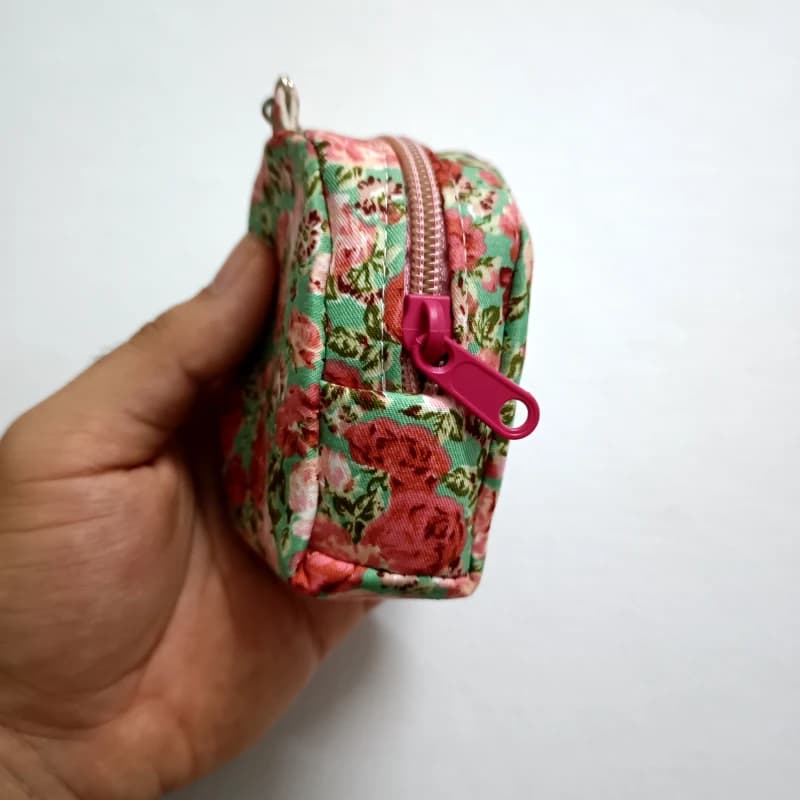 کیف هندزفری کوچک (گل گلی طرح دار) — تصویر ۲