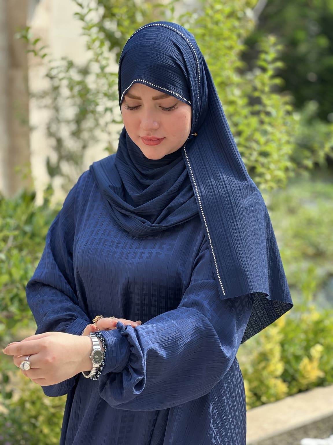 شال کشی نگین دار