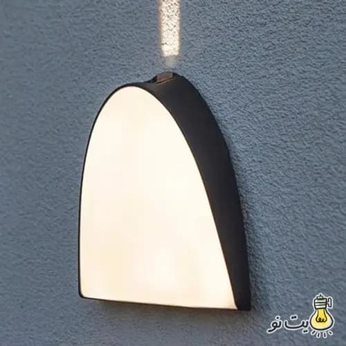 چراغ دیواری مثلثی ضدآب — تصویر ۲