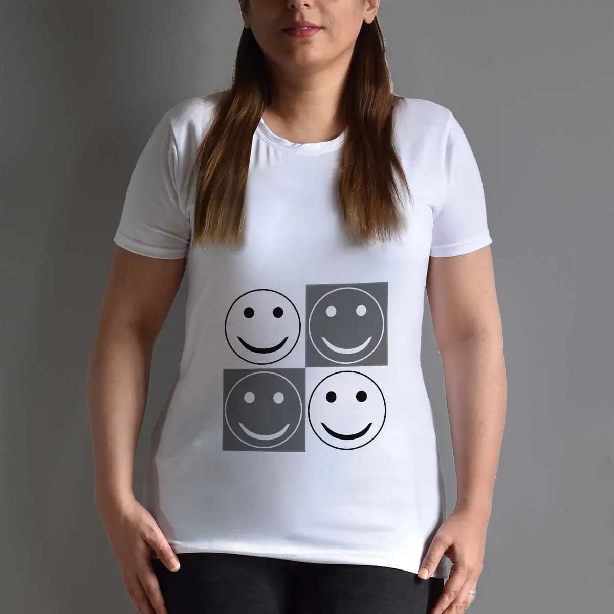 تیشرت زنانه طرح Smile 2