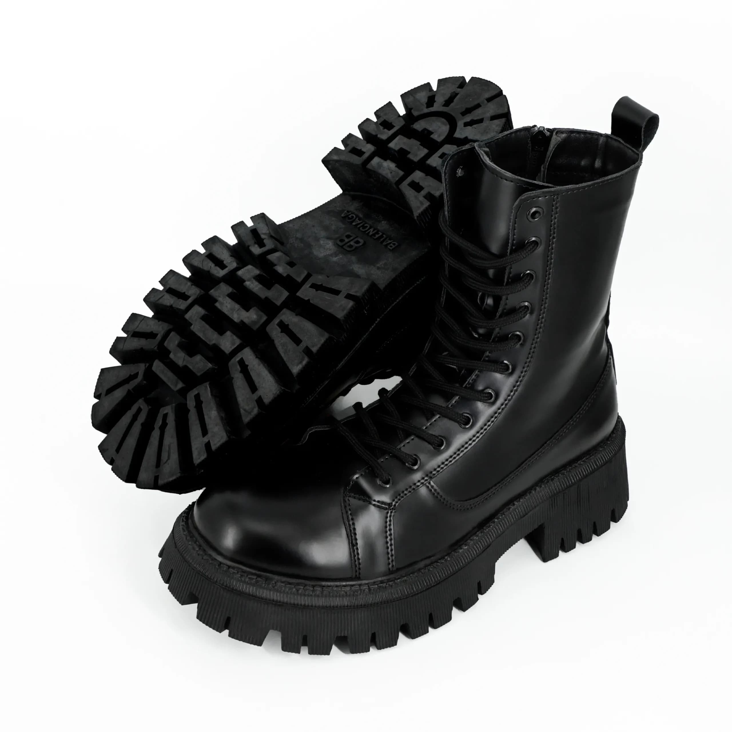 بوت بالنسیاگا Balenciaga مردانه مشکی کد 2331 — تصویر ۲