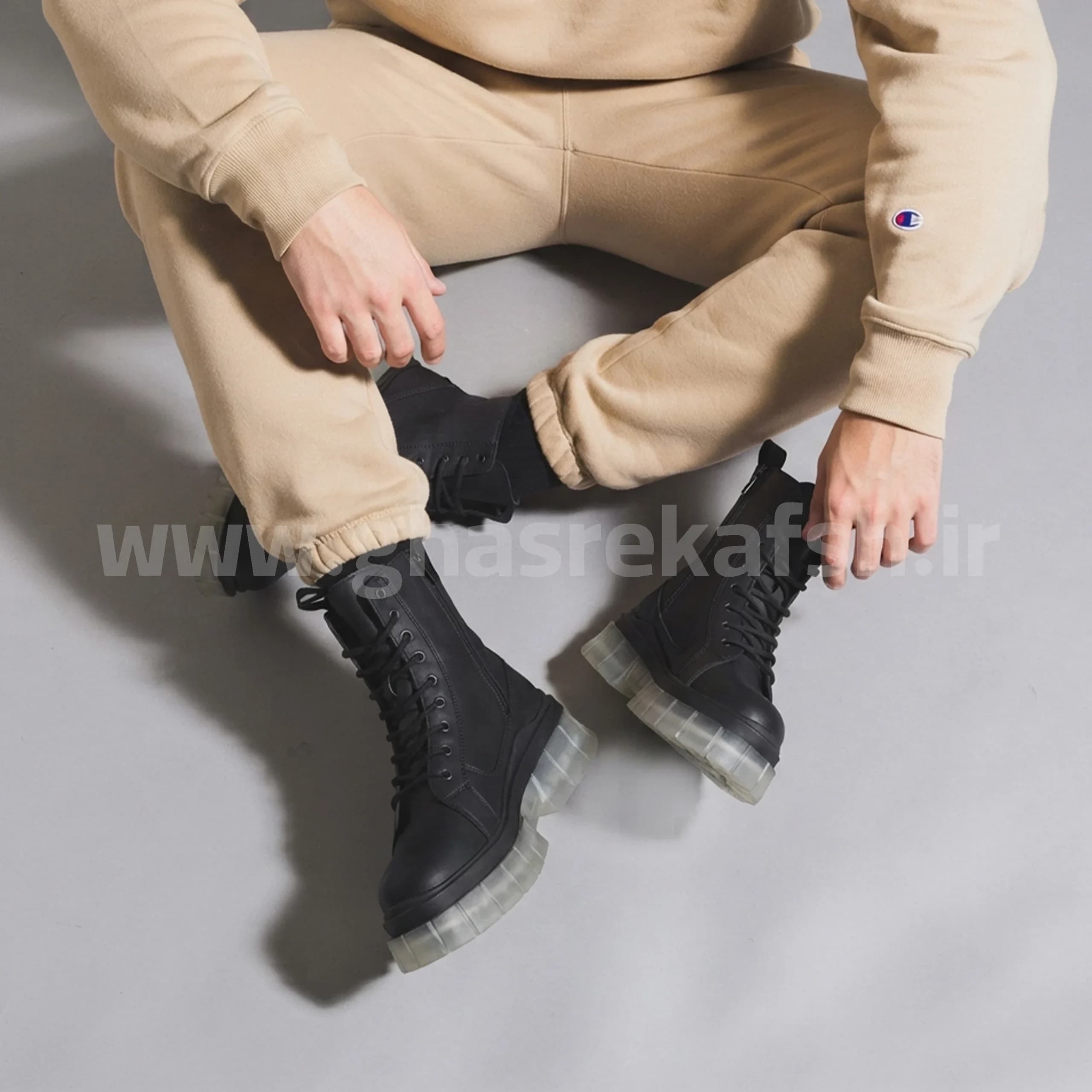 بوت برشکا Bershka مردانه زیرشیشه ای مشکی کد 2322 — تصویر ۶