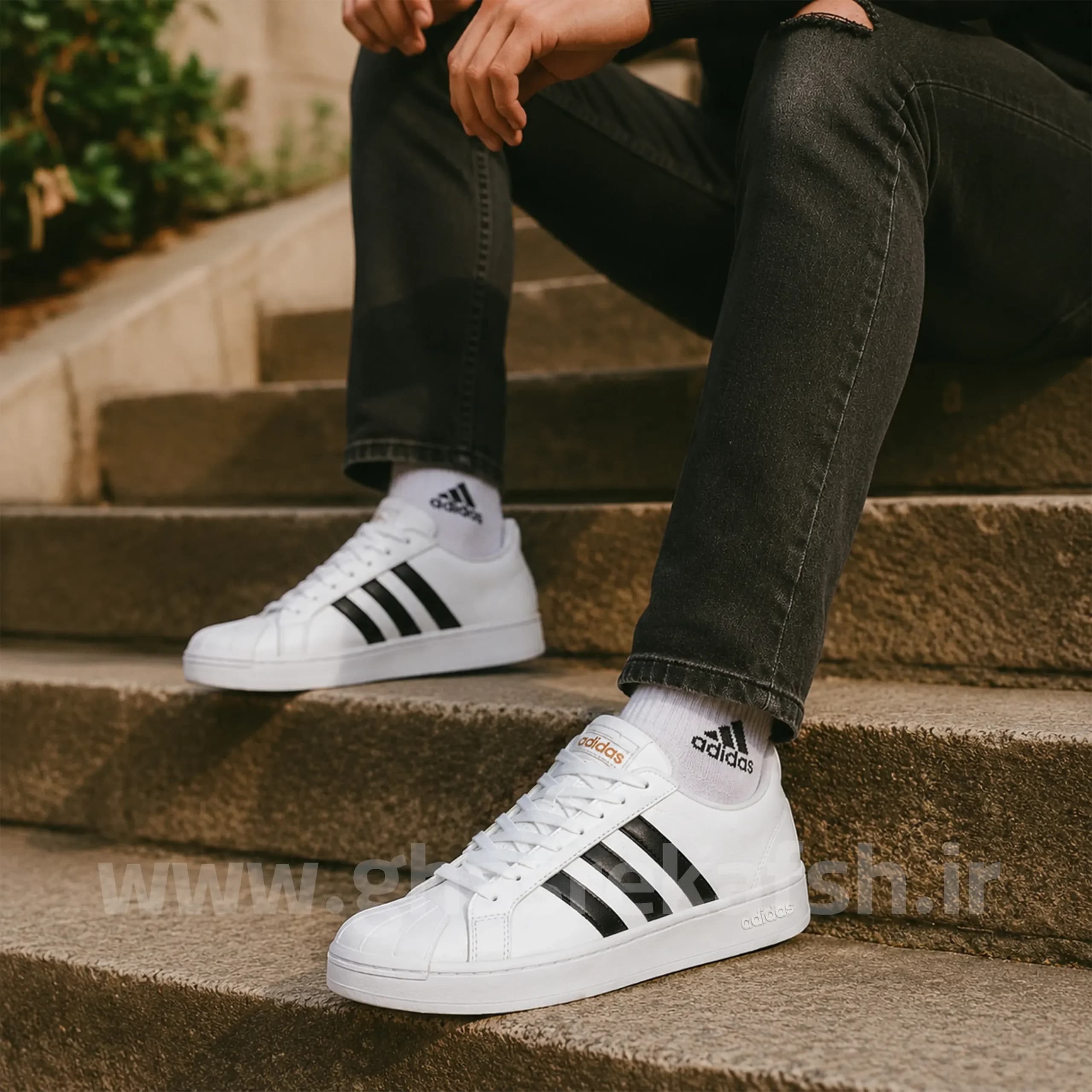 کتونی ونس مردانه آدیداس استریت چک adidas streetcheck رنگ سفید مشکی کد 2038