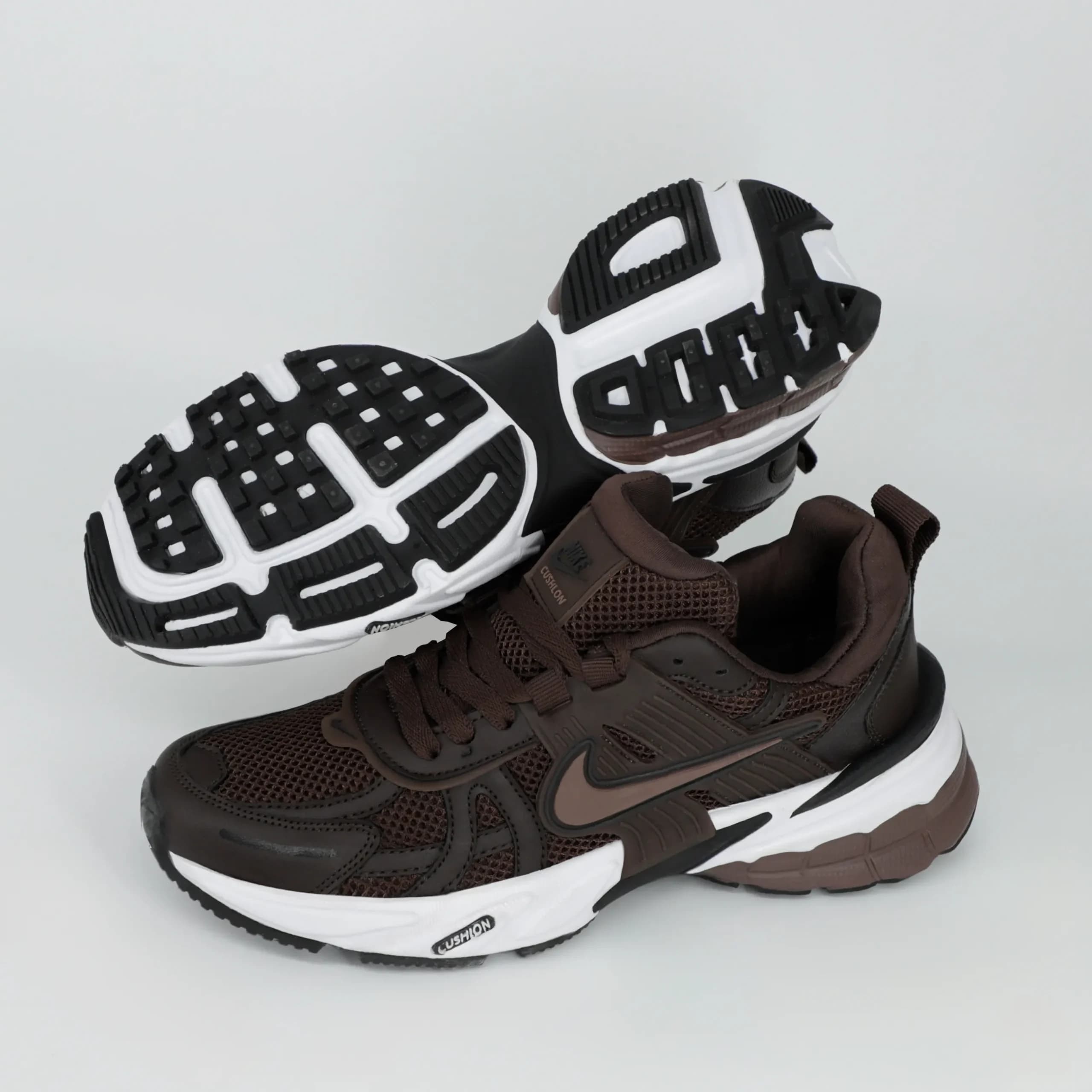 کفش کتونی زنانه نایک وی تو کی nike V2K رنگ قهوه ای کد 2851 — تصویر ۲