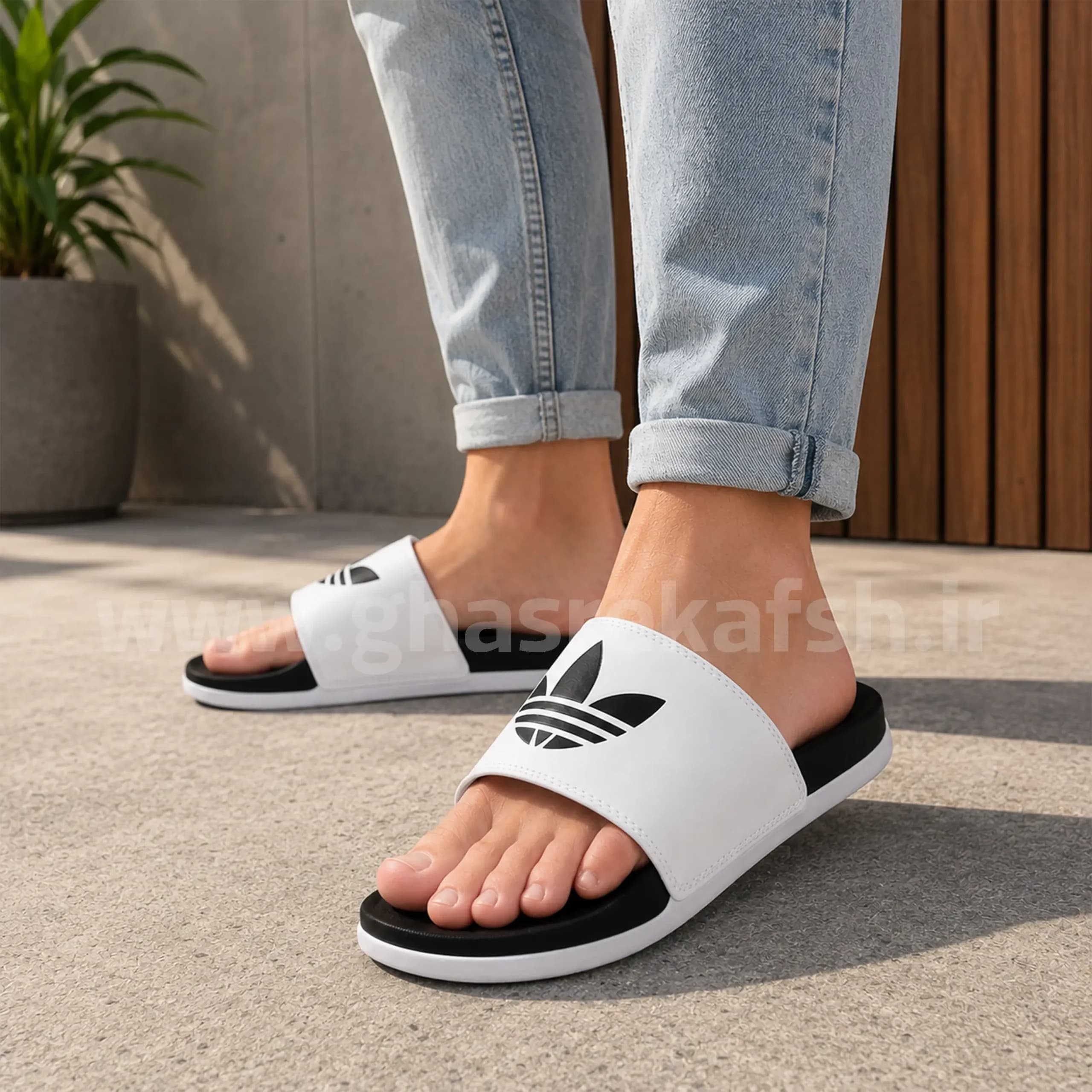 صندل دمپایی مردانه آدیداس adidas slipper رنگ سفید مشکی کد 645