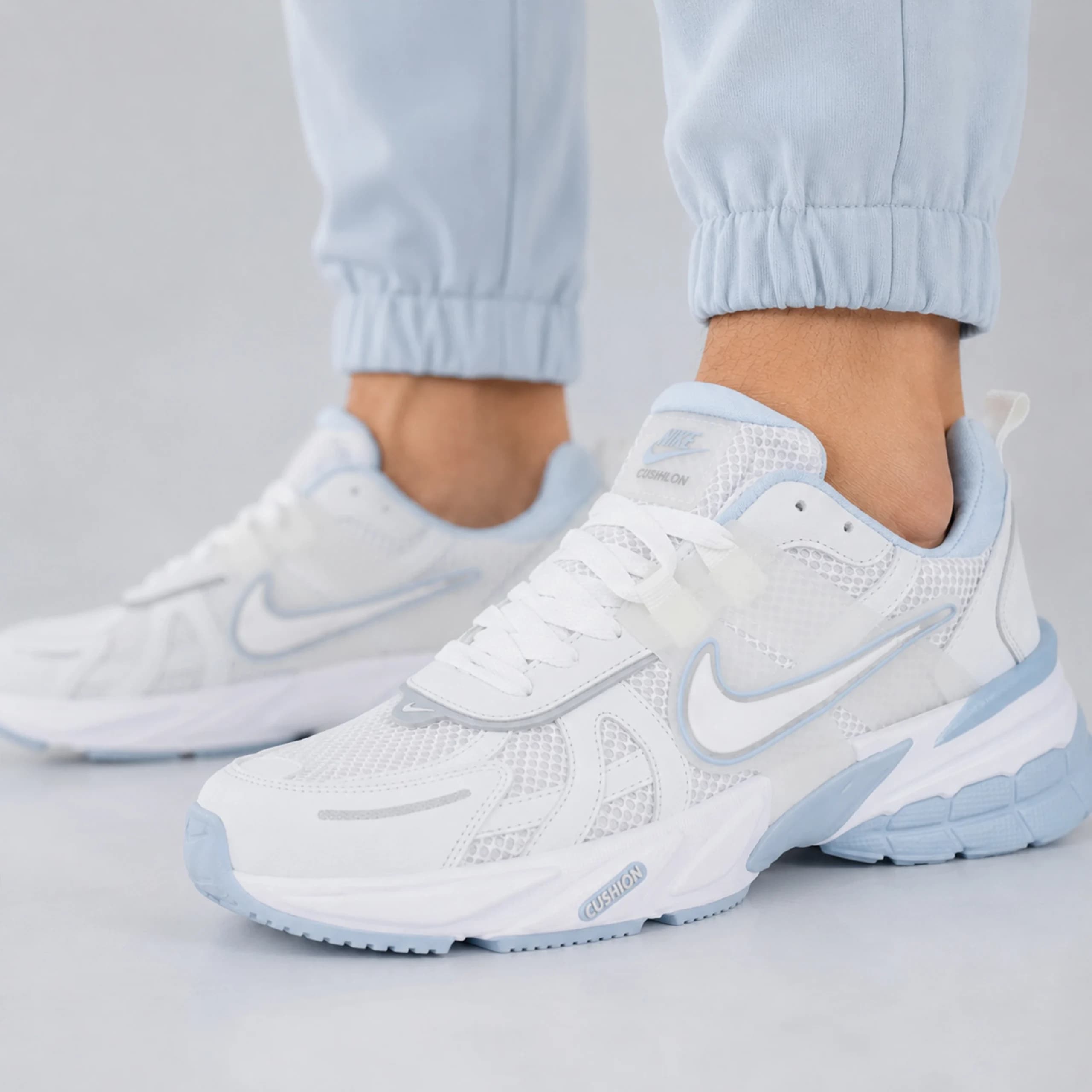 کفش کتونی مردانه نایک وی تو کی nike V2K رنگ سفید آبی کد 2799 — تصویر ۶