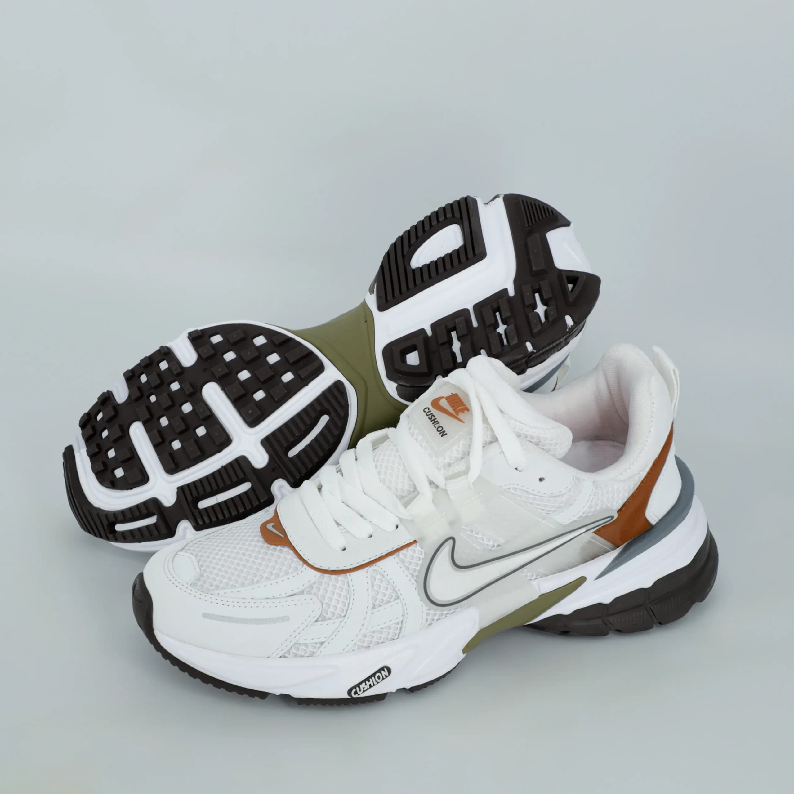 کفش کتونی زنانه نایک وی تو کی nike V2K رنگ سفید عسلی کد 2804 — تصویر ۷