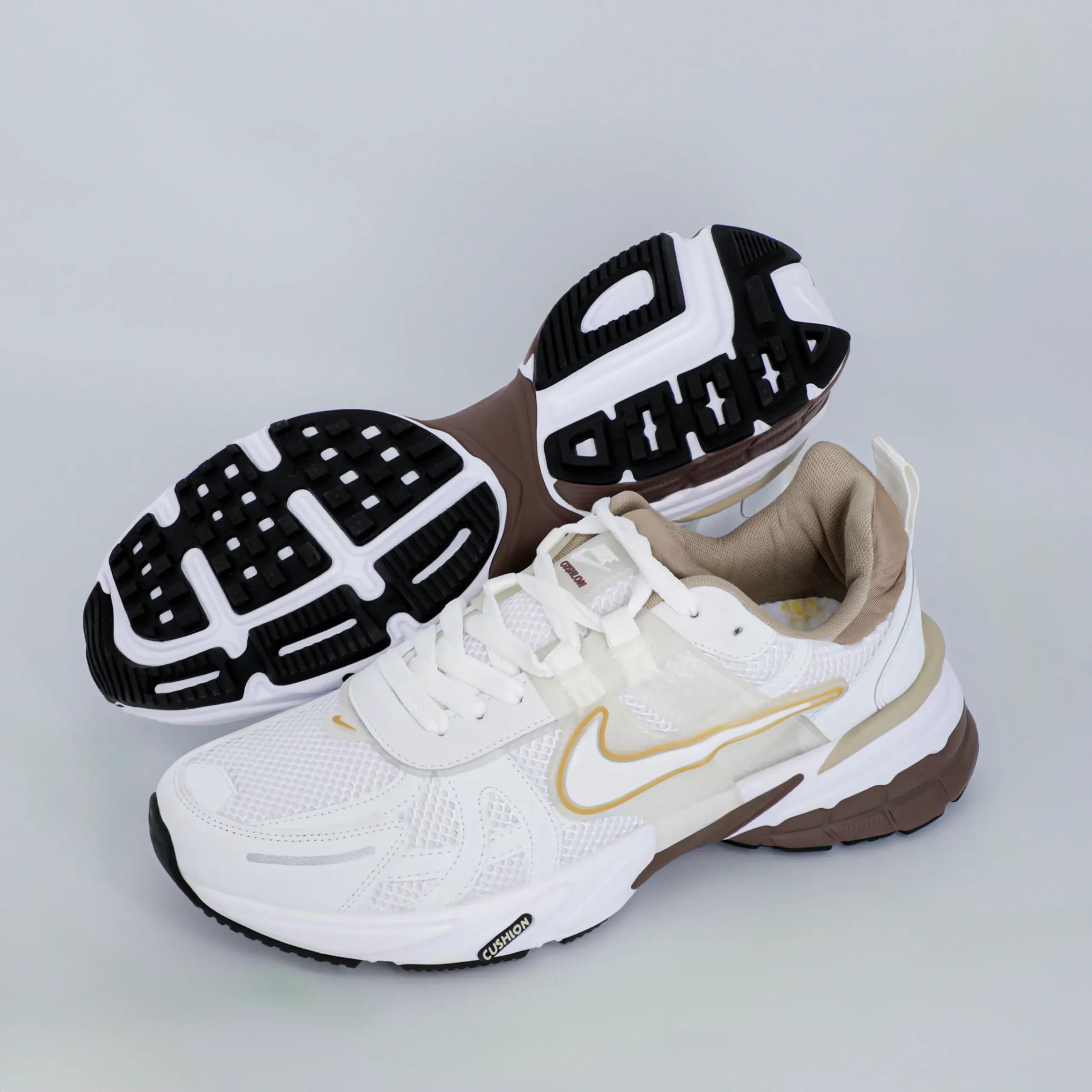 کفش کتونی مردانه نایک وی تو کی nike V2K رنگ سفید عسلی کد 2801 — تصویر ۷