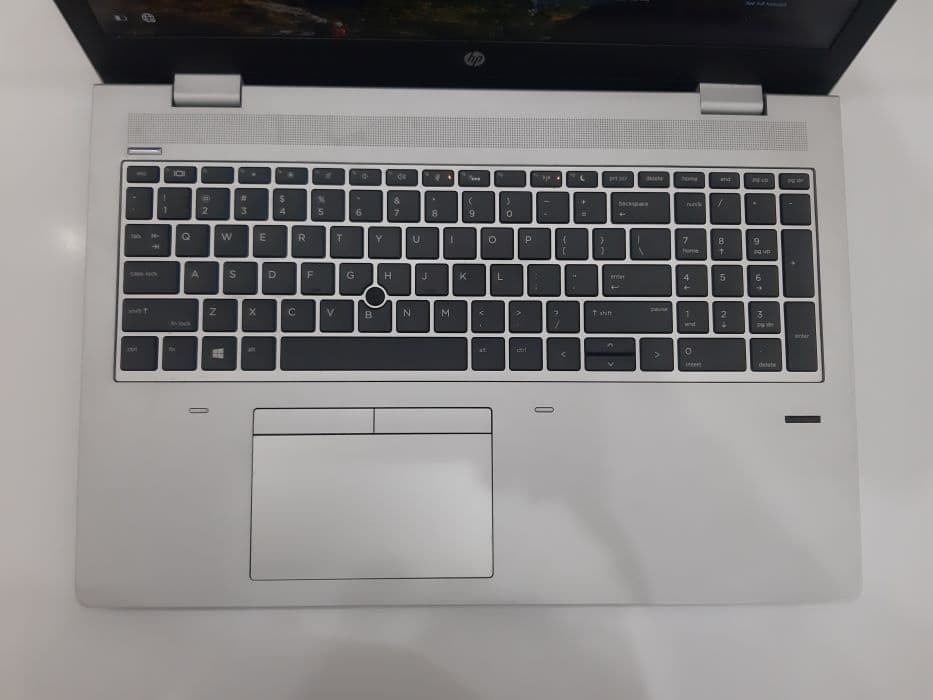 لپ تاپ اِستوک core i5\Hp-650-g5\نسل هشت\ram8\hard256ssd\ — تصویر ۶