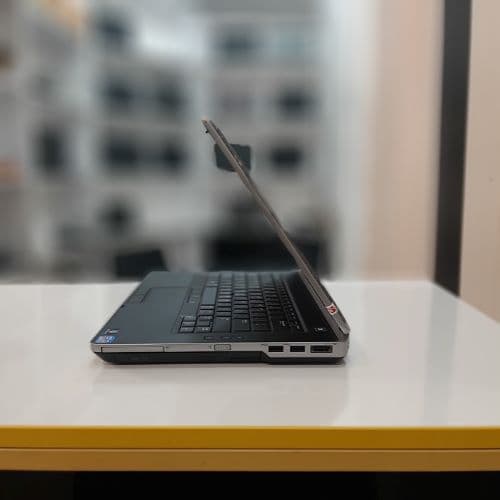لپ تاپ اِستوک 1VGA\DELL E6430\ram12\hard256ssd\پردازندهi7 — تصویر ۶