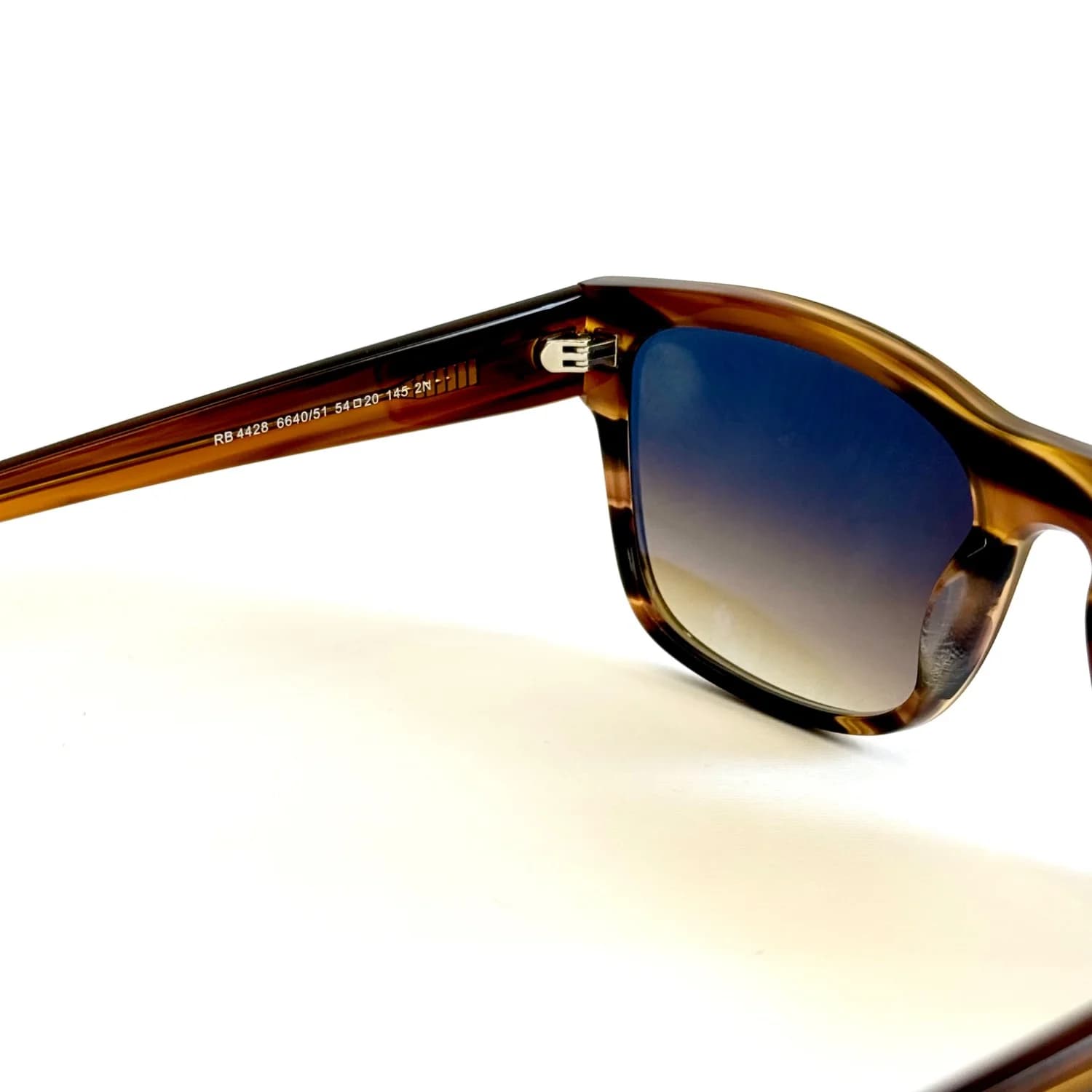 عینک آفتابی ریبن RayBan مدل rb4428 — تصویر ۲