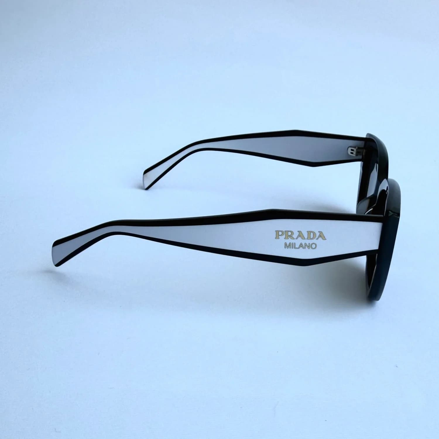 عینک آفتابی پرادا Prada مدل spa32s — تصویر ۶
