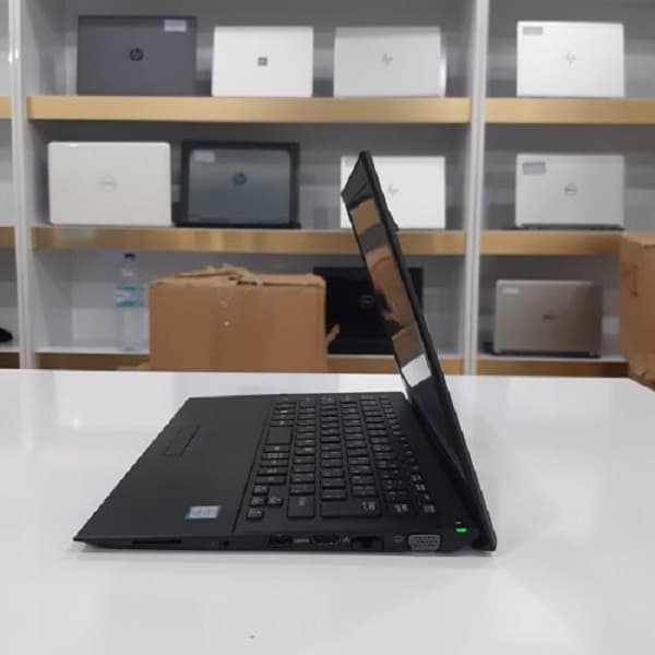 لپ تاپ اِستوک core i3\SONY VAIO\نسل شیش\ram16\hard256ssd\ — تصویر ۱۲