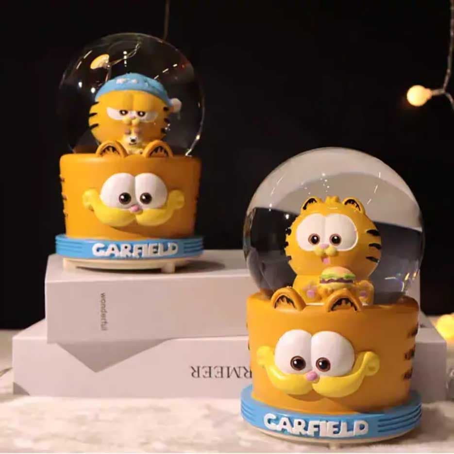 گوی موزیکال برفی چراغ دار مدل بزرگ فول پمپی باتری خور طرح گارفیلد Garfield – طرح همبرگر بدست زرد — تصویر ۷