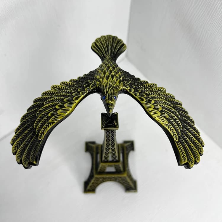 ماکت دکوری مدل برج ایفل طرح عقاب تعادلی کد Meh-01 — تصویر ۲