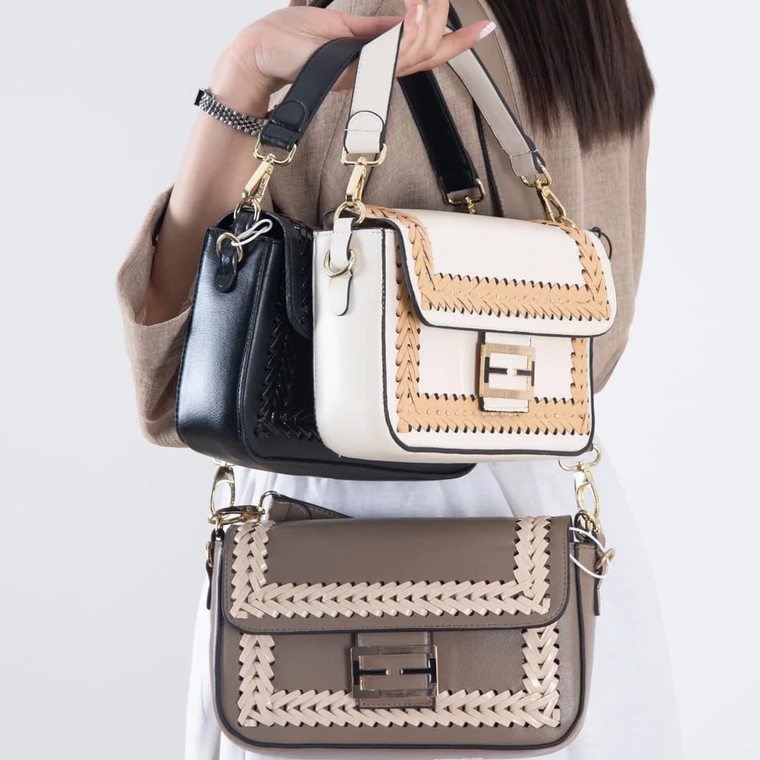 کیف بافتی FENDI — تصویر ۷