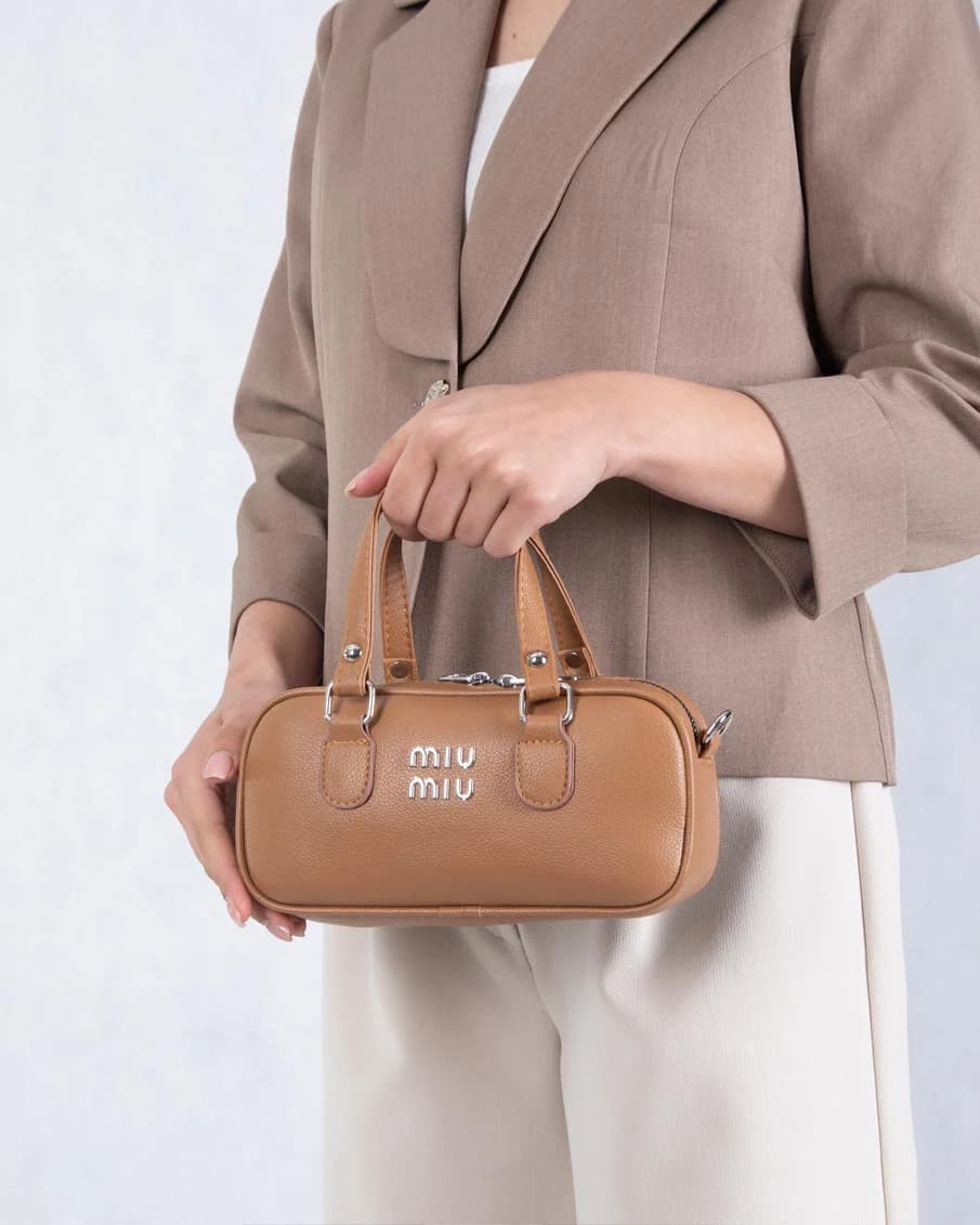 کیف زنونه صندوقی MIU MIU 1172