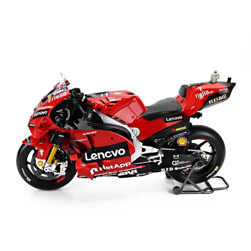 ماکت موتور DUCATI Lenovo برند Maisto – مقیاس 1/6 آیتم 32229 — تصویر ۱۰