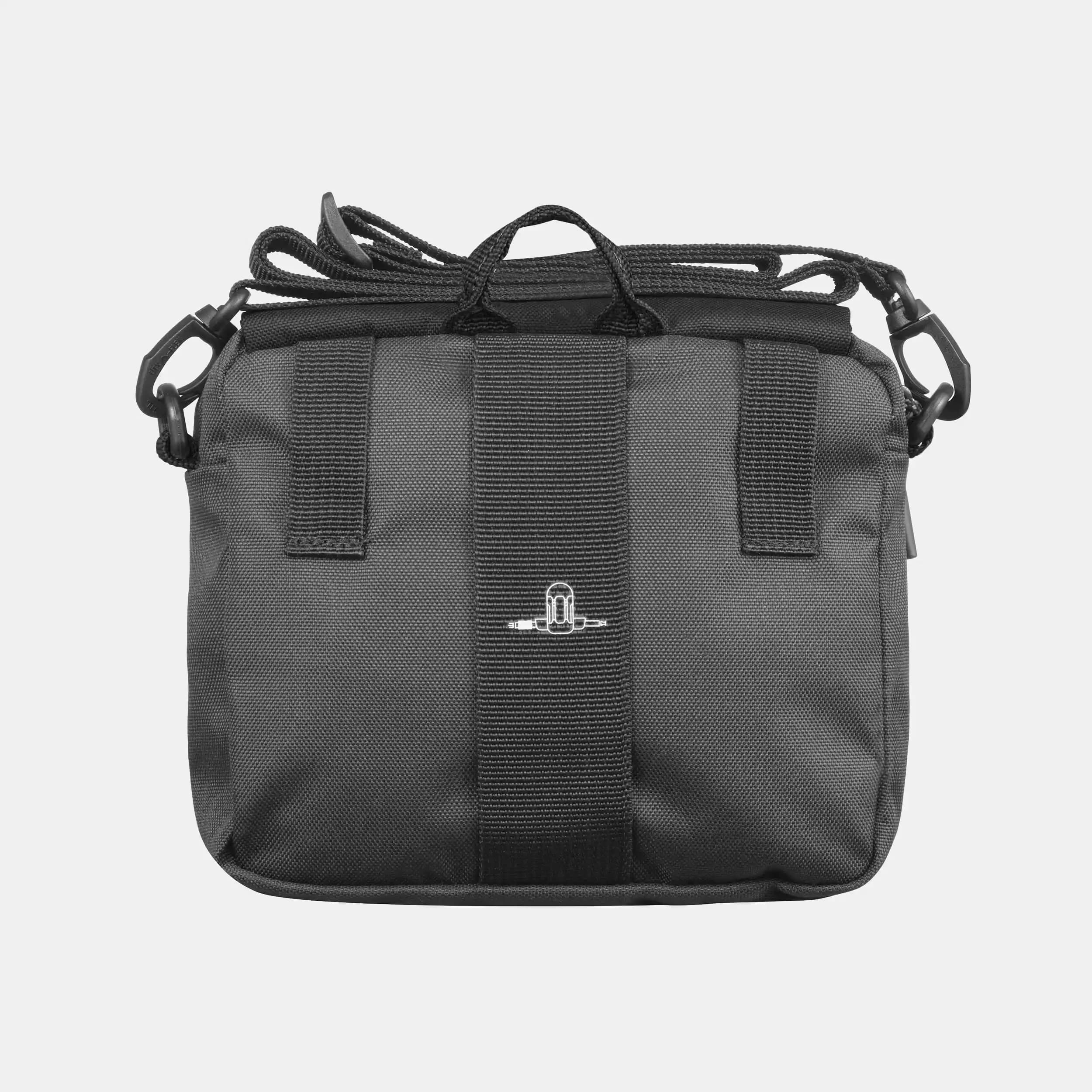 کیف دوشی فورکلاز مدل Forclaz Multi-pocket travel bag — تصویر ۳