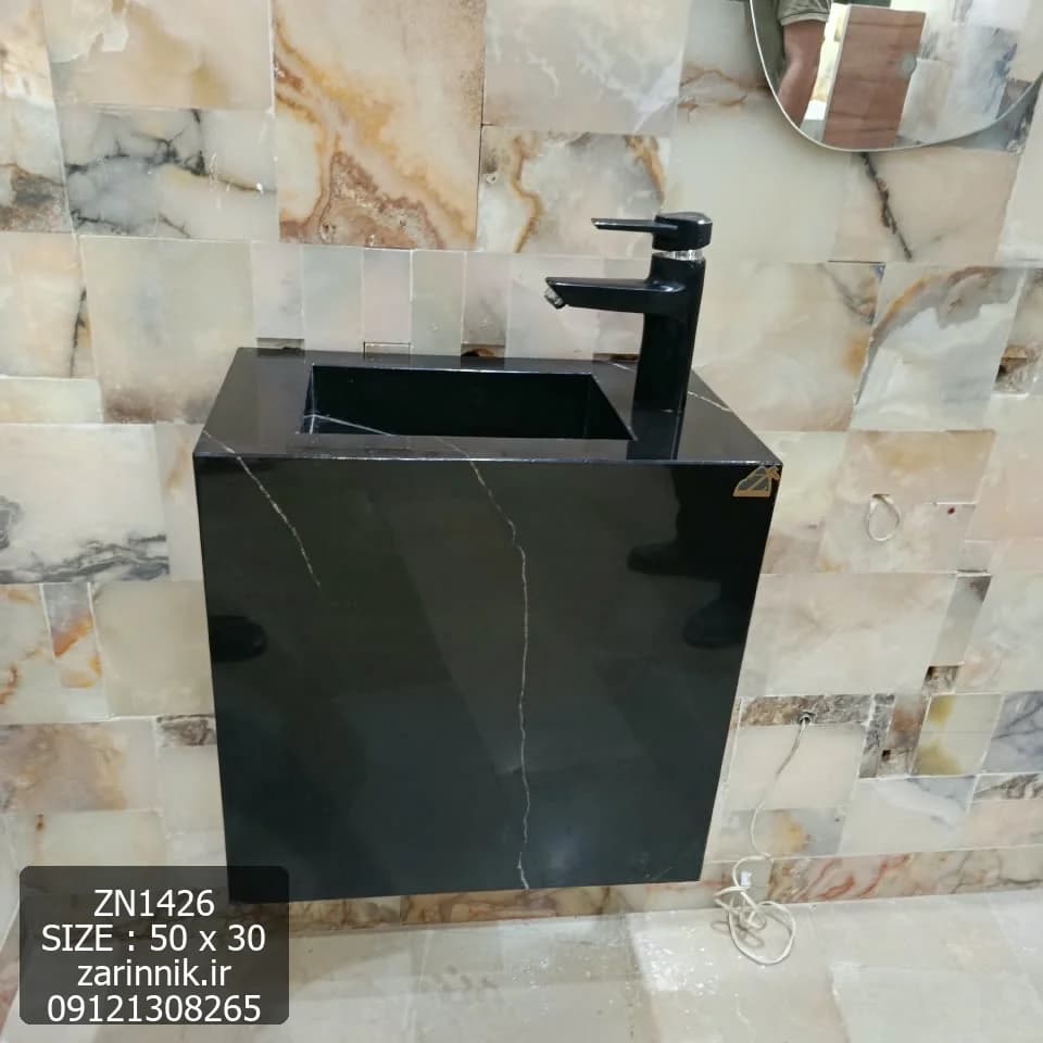 روشویی کوچک سرامیکی مدرن دیواری سایز 30*50 مشکی زرین نیک کد ZN1426 — تصویر ۴