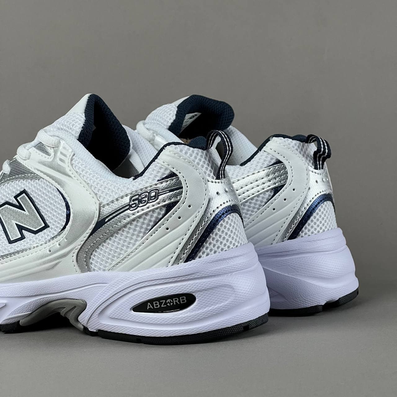 کتونی نیوبالانس530 سفید NewBalance مدل MR530SG — تصویر ۶