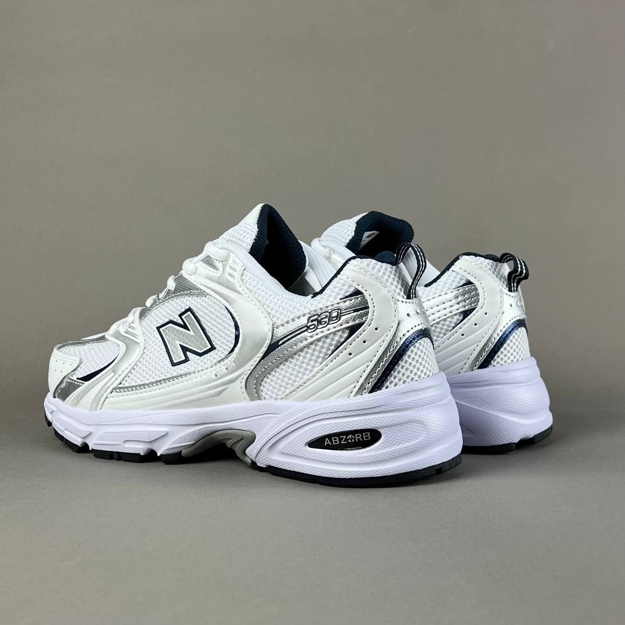 کتونی نیوبالانس530 سفید NewBalance مدل MR530SG — تصویر ۷