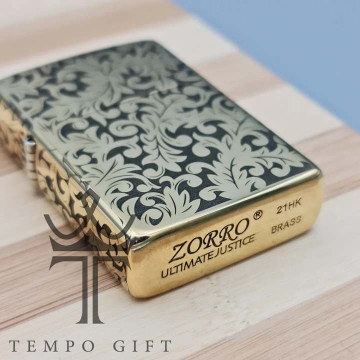 فندک بنزینی اورجینال زورو ZORRO مدل گلدار طلایی 2 — تصویر ۸