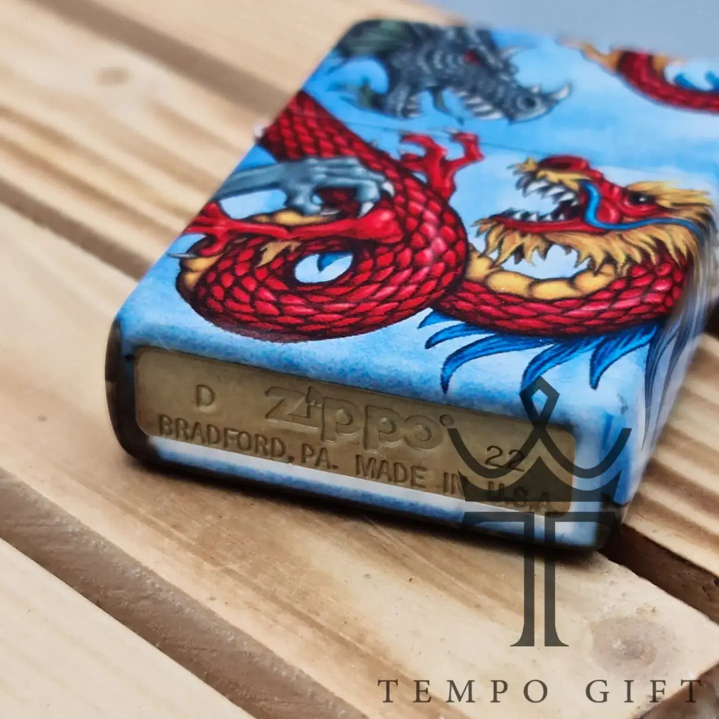 فندک بنزینی اورجینال زیپو ZIPPO طرح اژدها — تصویر ۹