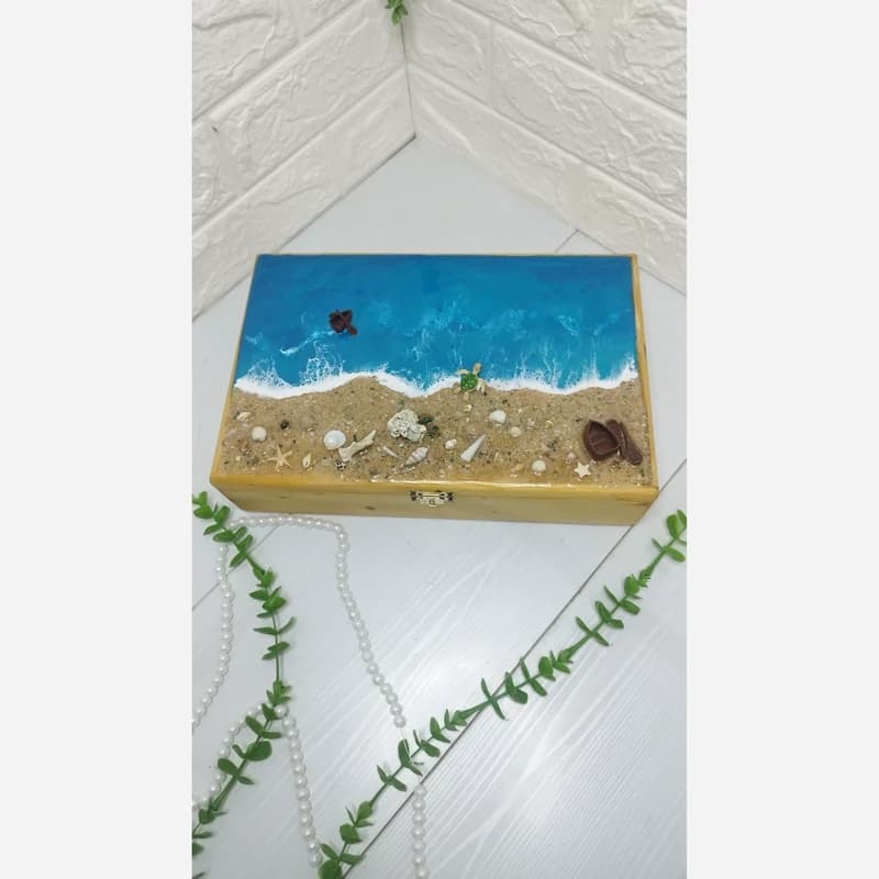 جعبه جواهرات نفیس از جنس چوب و رزین