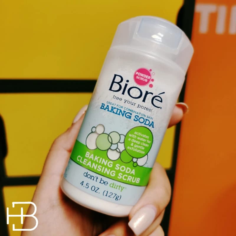 پودر روشن کننده و لایه بردار ملایم پوست صورت و بدن بیوره اصل Biore Baking Soda Cleansing Scrub 127G — تصویر ۶