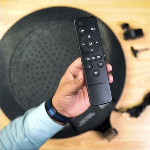 سافت لایت نور ثابت ال ای دی مدل Soft Light PF-45 همراه سه پایه — تصویر ۸