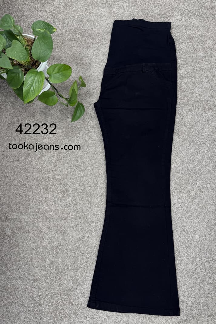 شلوار جین بوتکات مشکی بارداری 42232 — تصویر ۳