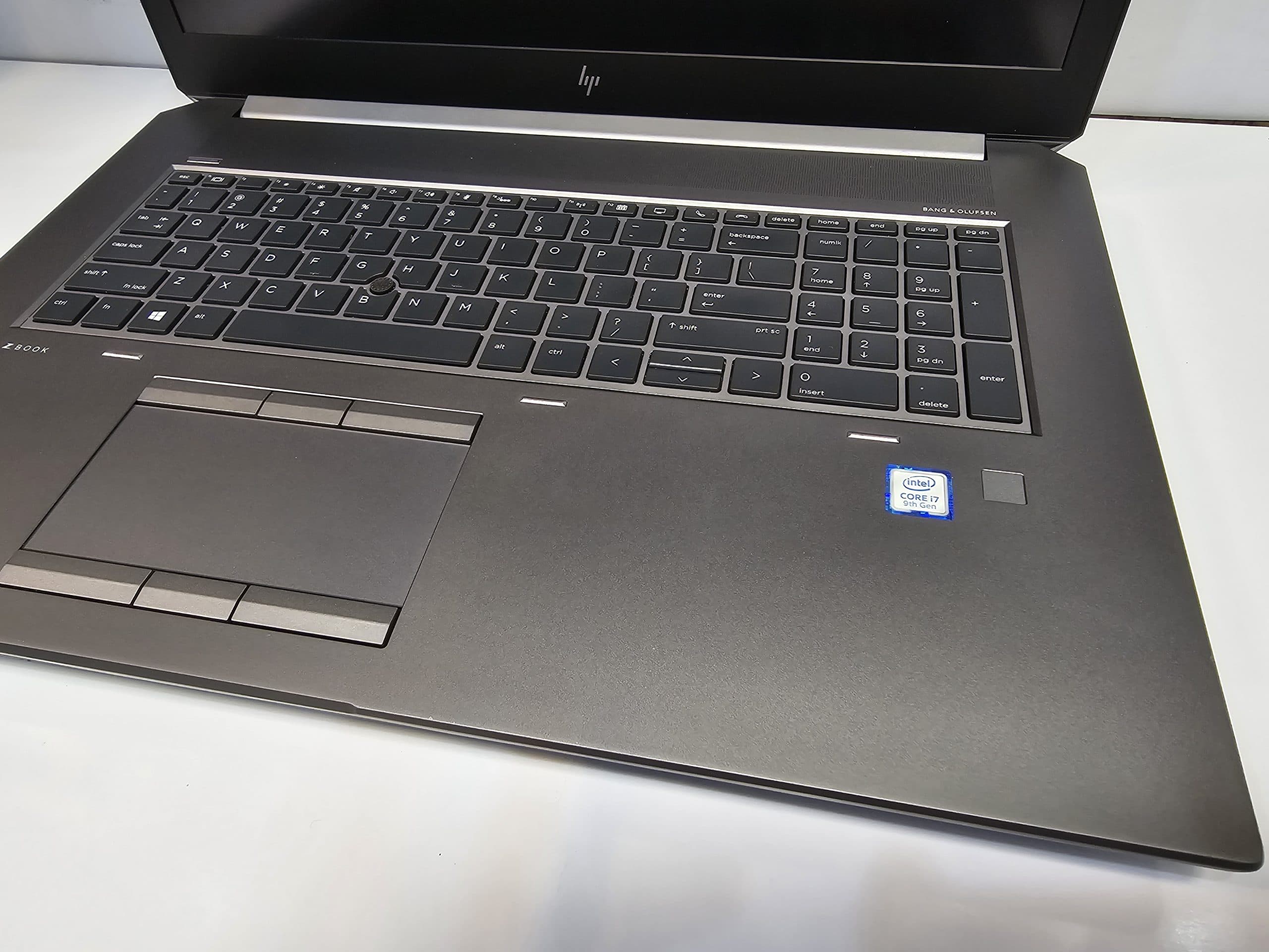 لپ تاپ استوک اچ پی___Hp zbook 17 G6 RTX3000 — تصویر ۳