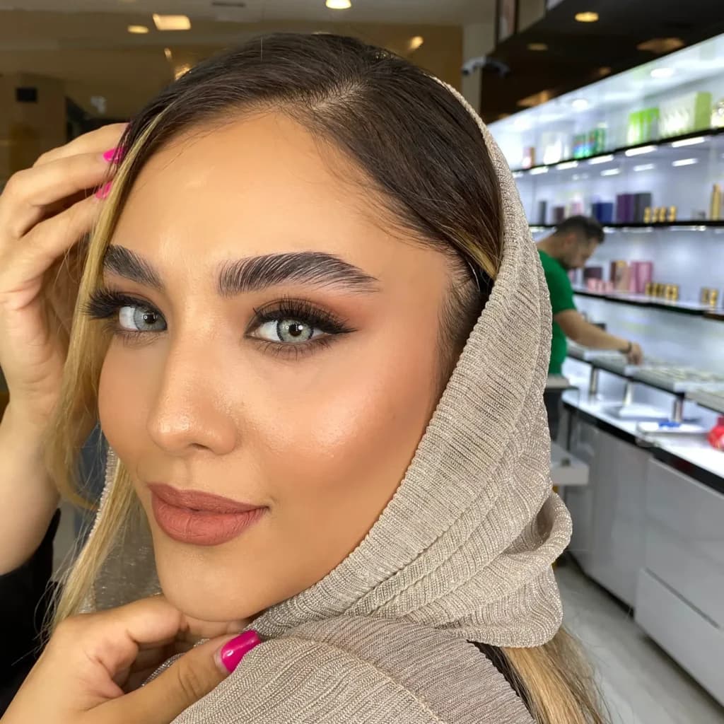 لنز کاتیا لیو گری طوسی سبز | Katia Lio Grey-Green Lens — تصویر ۱۱