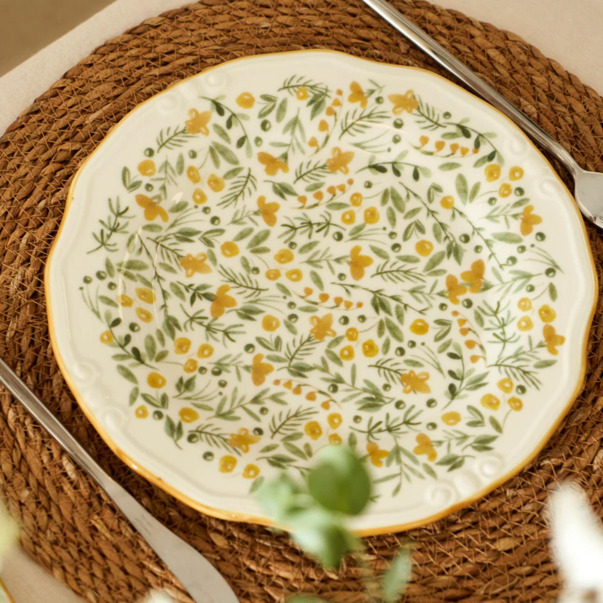 سرویس صبحانه و عصرانه خوری 26 پارچه 6 نفر Bella Maison مدل Loren — تصویر ۴