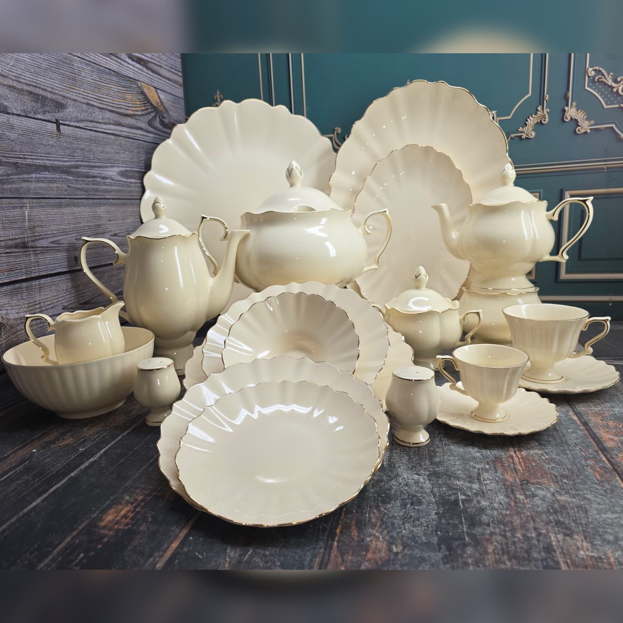 سرویس چینی بن چاینا الیزابت پلاس مارگارت ۱۸ نفره ۱۴۵ پارچه — تصویر ۷